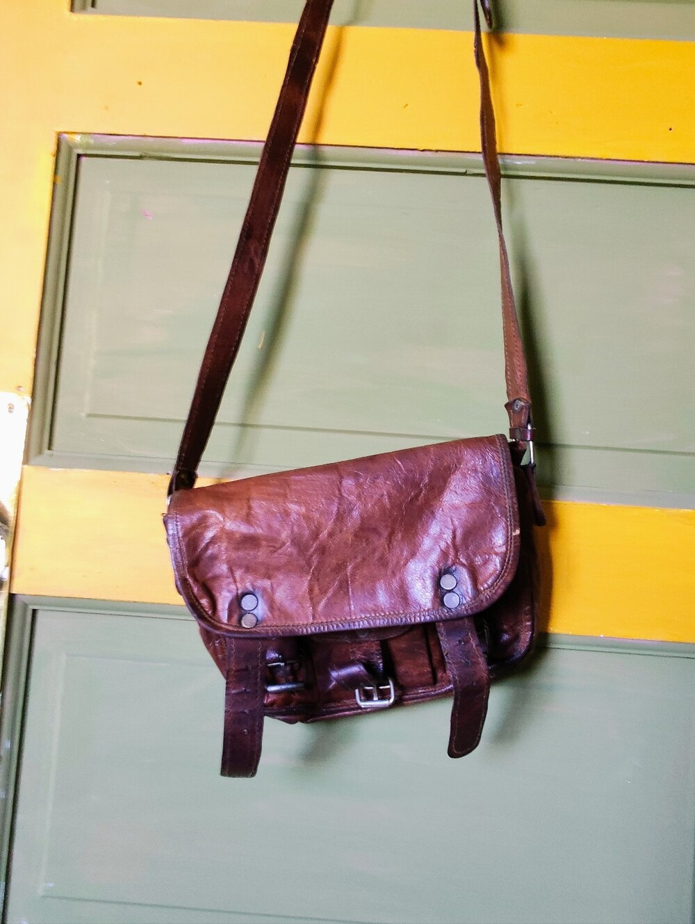 Leather Crossbody Messenger Bag - Brown